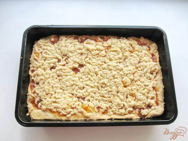 Фото приготовление рецепта: Пирог с абрикосовым джемом шаг №6