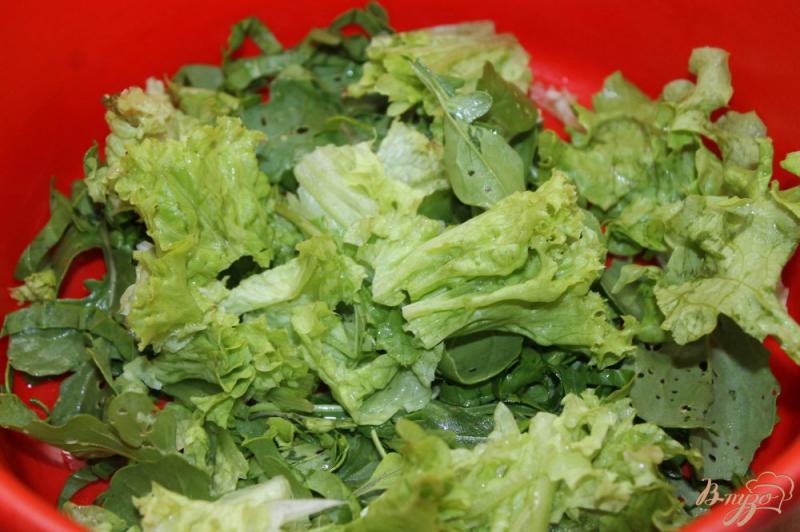 Фото приготовление рецепта: Салат с утиной грудкой и свежими овощами шаг №1