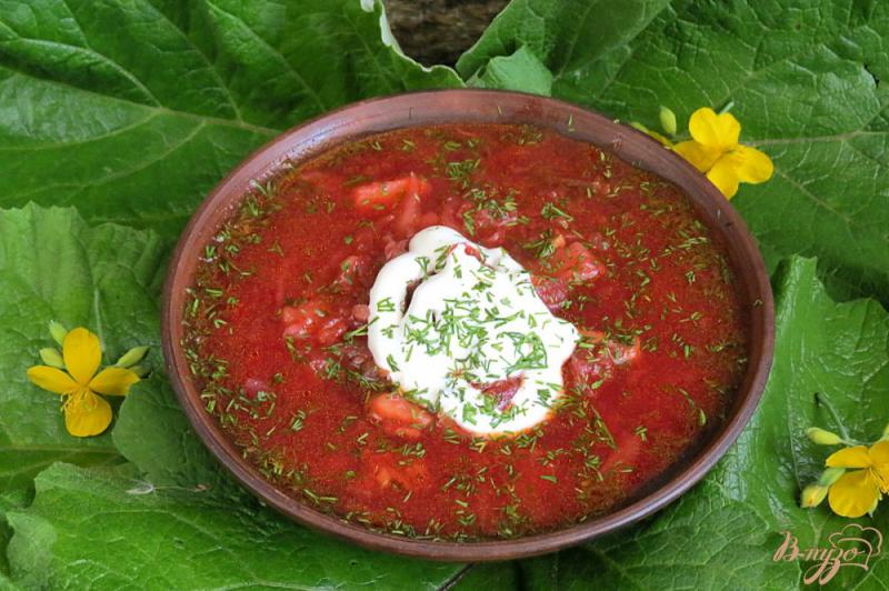 Фото приготовление рецепта: Блиц борщ с бычками в томатном соусе. шаг №8