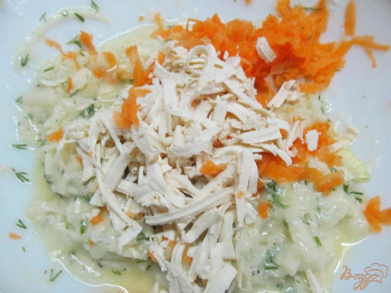Фото приготовление рецепта: Картофельные оладьи с тофу с морковью шаг №3