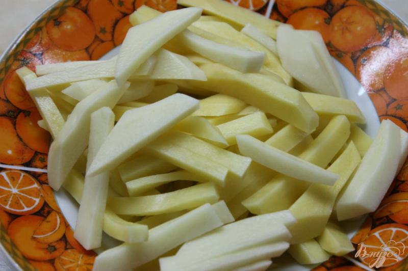 Фото приготовление рецепта: Картофель по - сельски на сале шаг №2