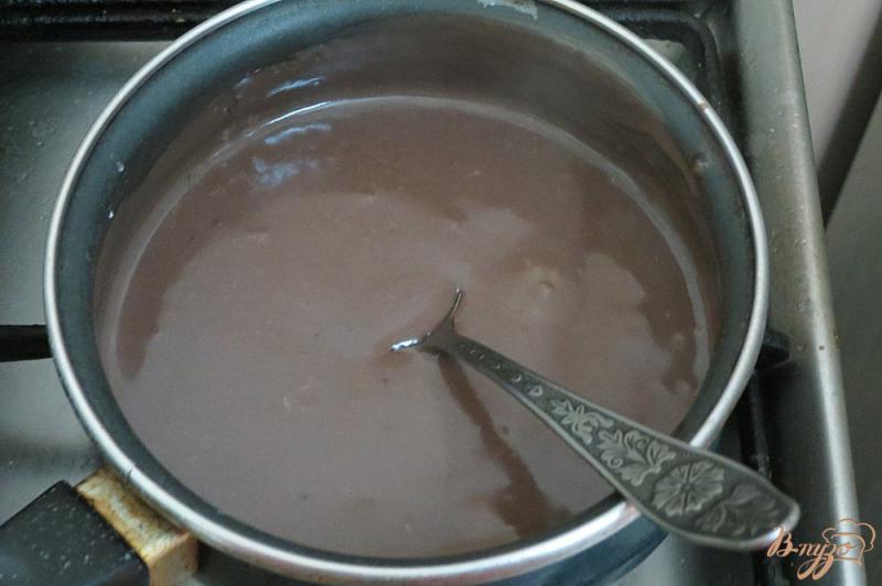 Фото приготовление рецепта: Шоколадный десерт шаг №9