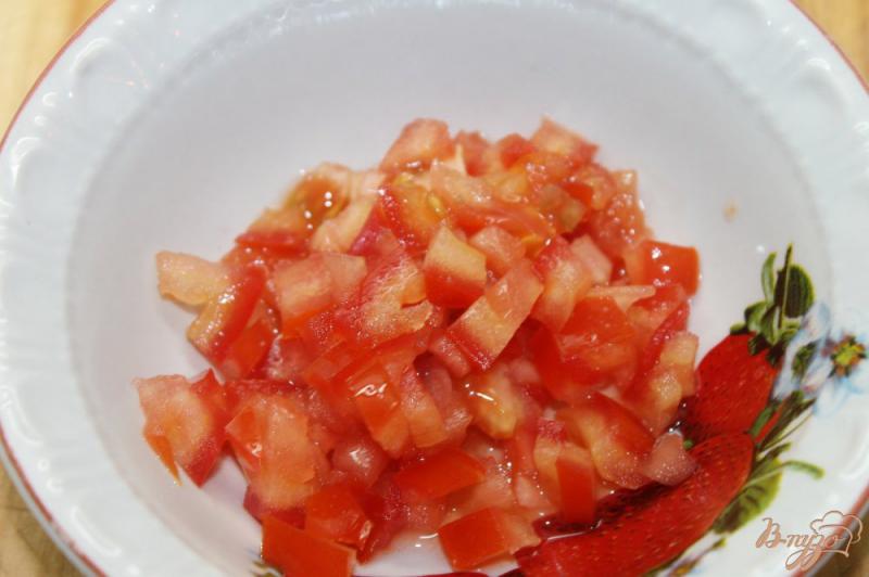Фото приготовление рецепта: Гренки с помидорами и куриными сердечками шаг №1