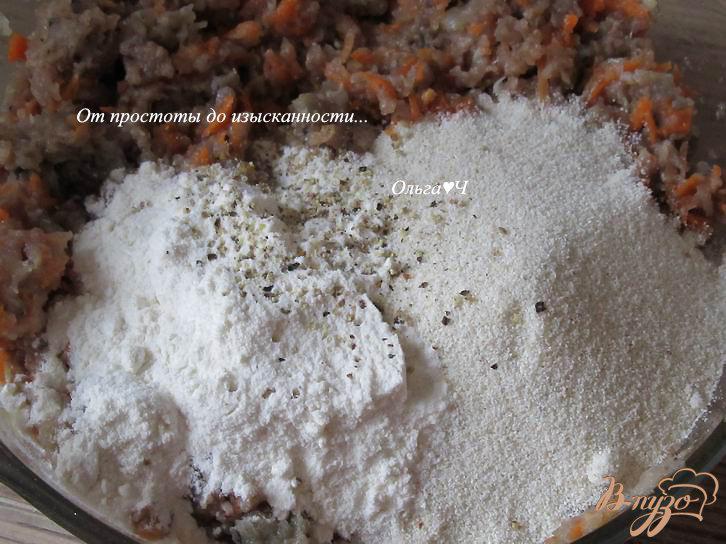 Фото приготовление рецепта: Котлеты из сельди с морковью шаг №2