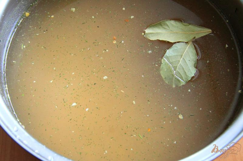 Фото приготовление рецепта: Суп гороховый со шкварками шаг №2