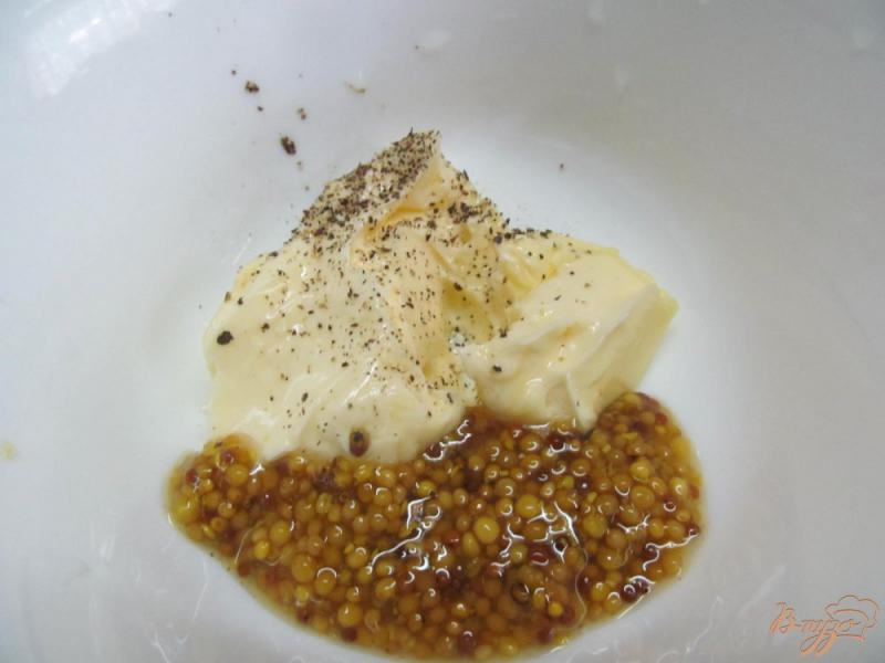 Фото приготовление рецепта: Картофель с сельдереем под горчичной заправкой шаг №2