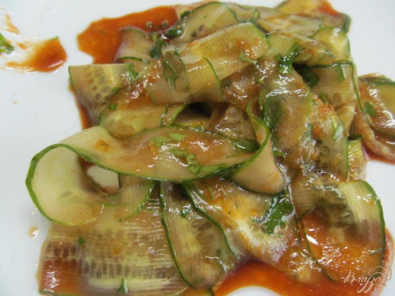 Фото приготовление рецепта: Китайский огуречный салат шаг №4