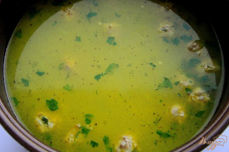 Фото приготовление рецепта: Суп с фрикадельками и макаронами в мультиварке шаг №7
