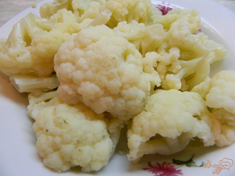 Фото приготовление рецепта: Запеканка из цветной капусты, кабачков и сыра шаг №1