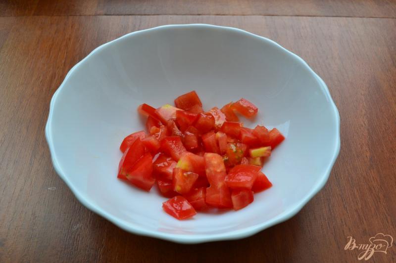 Фото приготовление рецепта: Салат из помидоров и кабачков с соевым соусом шаг №1