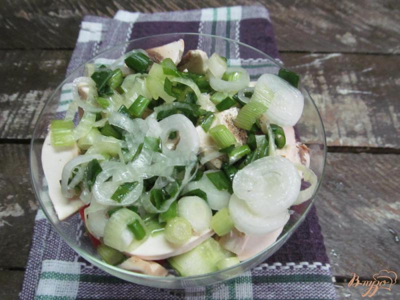 Фото приготовление рецепта: Салат - коктейль из свежих овощей шаг №4