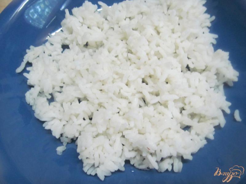 Фото приготовление рецепта: Корейский рис с овощами шаг №1