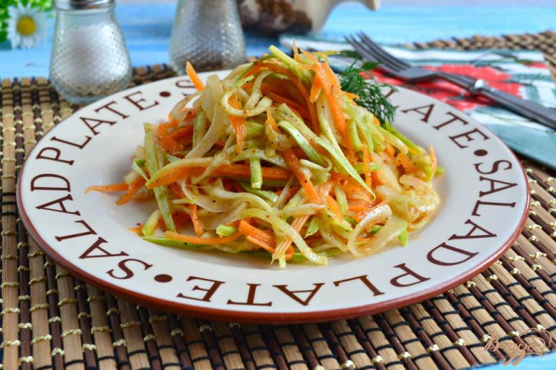 Фото приготовление рецепта: Китайский салат из кабачков и моркови шаг №6