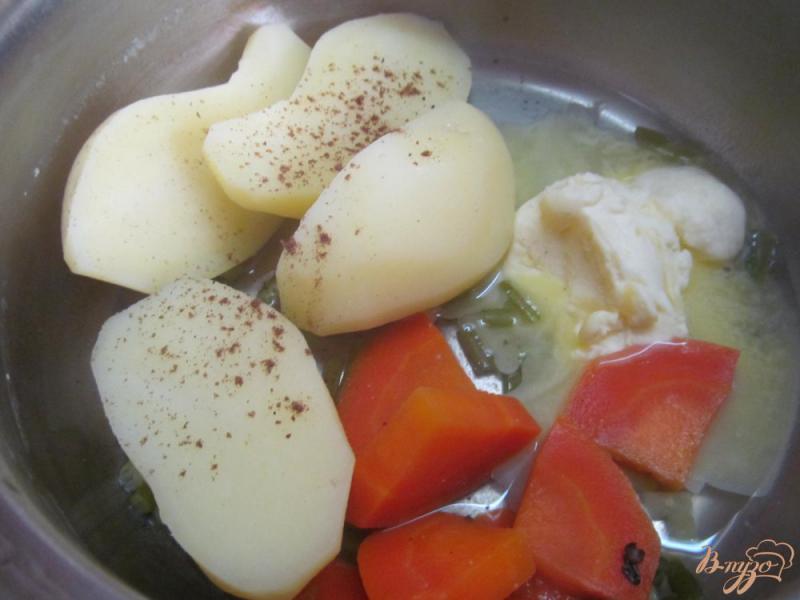 Фото приготовление рецепта: Картофельное пюре с овощными добавками шаг №3