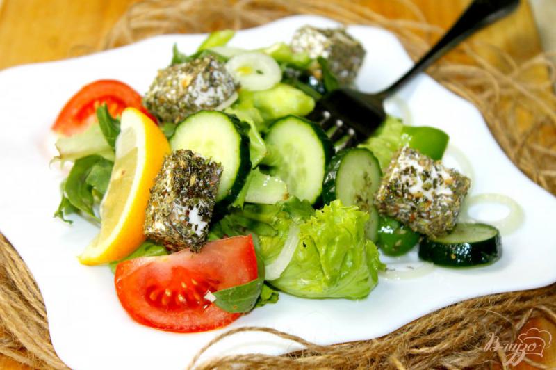 Фото приготовление рецепта: Салат « Греческий» с фетой в итальянских травах шаг №7