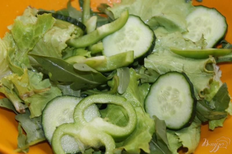 Фото приготовление рецепта: Овощной салат со свининой в кунжуте шаг №5