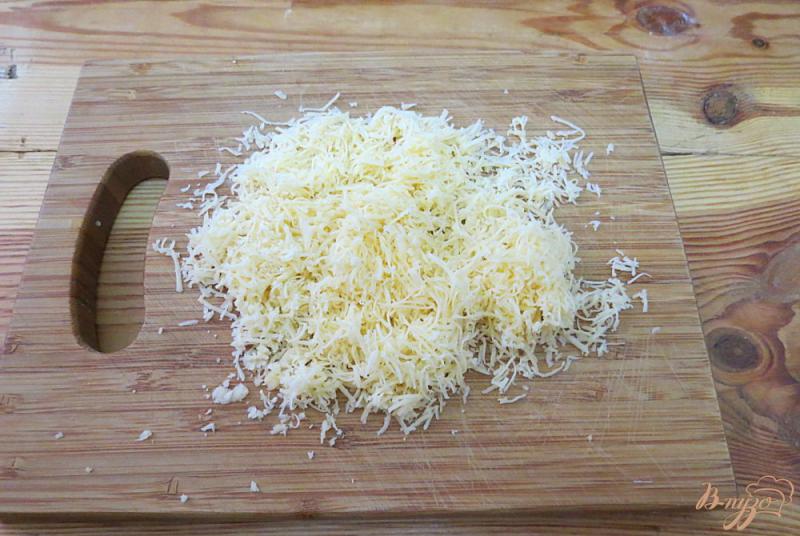 Фото приготовление рецепта: Голубцы из молодой капусты, со шпинатом и сыром шаг №7