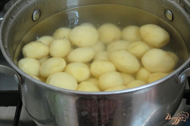 Фото приготовление рецепта: Молодой картофель запеченный шаг №1