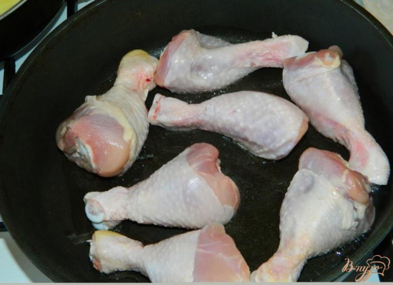Фото приготовление рецепта: Куриные голени с картофелем и грудинкой шаг №1