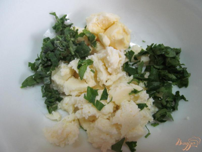 Фото приготовление рецепта: Закуска из ветчины с начинкой шаг №2