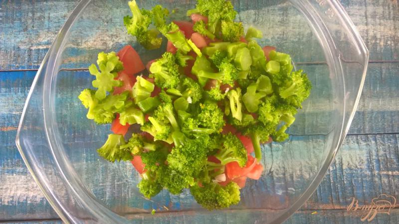 Фото приготовление рецепта: Салат из цветной капусты и брокколи шаг №2