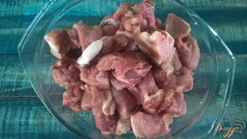 Фото приготовление рецепта: Котлеты из свинины с добавлением картофеля шаг №2