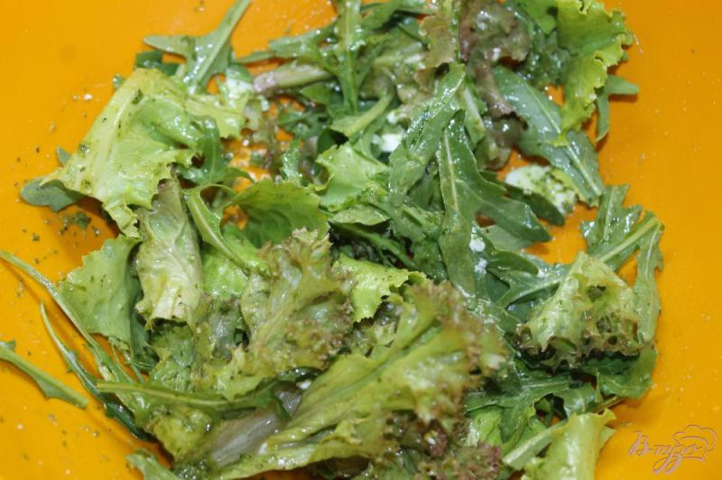 Фото приготовление рецепта: Салат с кабачками гриль и « фарфалле » шаг №4