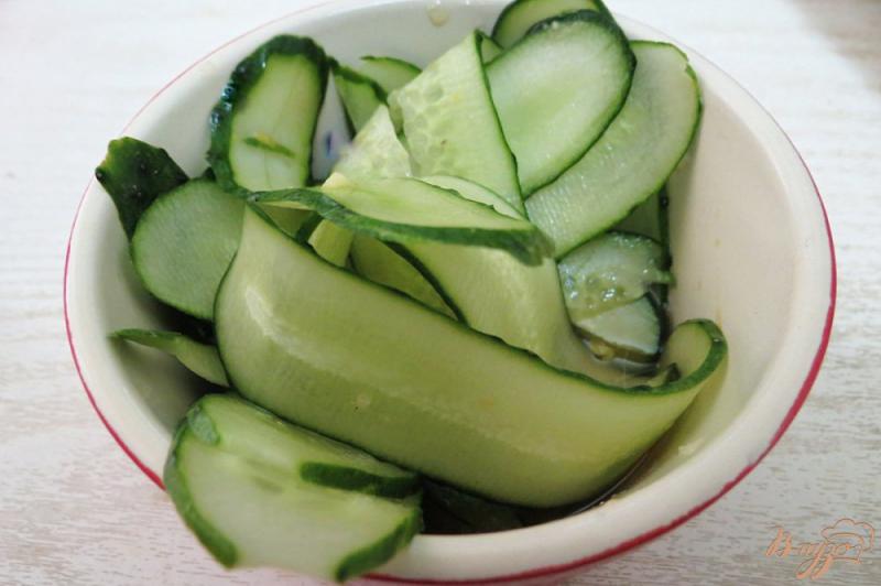 Фото приготовление рецепта: Салат овощной а-ля по-тайски шаг №8