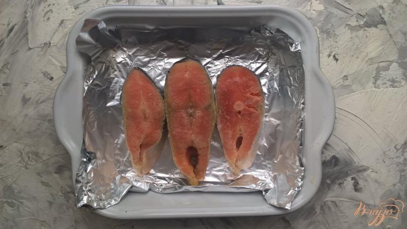 Фото приготовление рецепта: Форель запеченная с помидорами и розмарином шаг №1