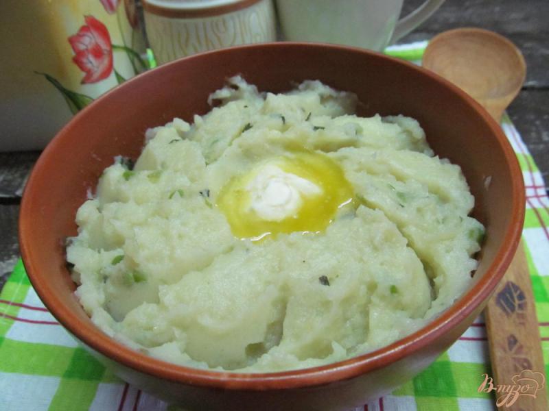 Фото приготовление рецепта: Базиликовое картофельное пюре шаг №6