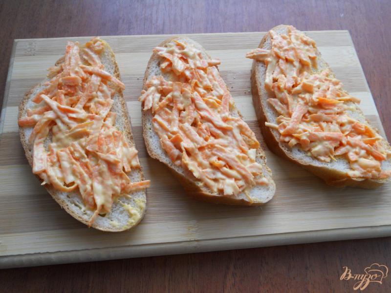 Фото приготовление рецепта: Бутерброды с морковью и отварным мясом шаг №2