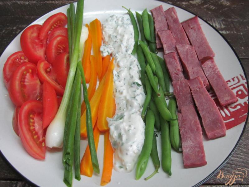 Фото приготовление рецепта: Шеф-салат с вареными и свежими овощами шаг №5