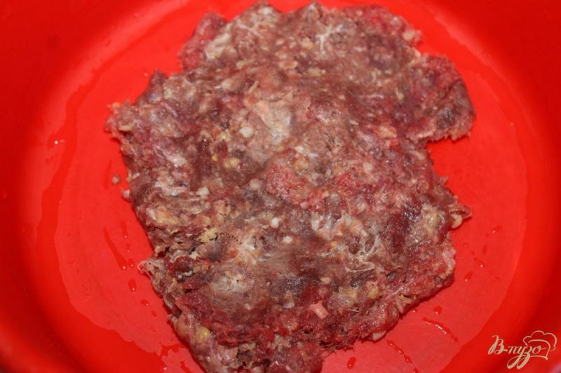 Фото приготовление рецепта: Свино - говяжьи котлеты с кабачком шаг №1