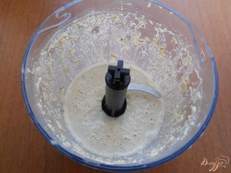 Фото приготовление рецепта: Чернично-клубничный смузи с овсянкой и мороженым шаг №2