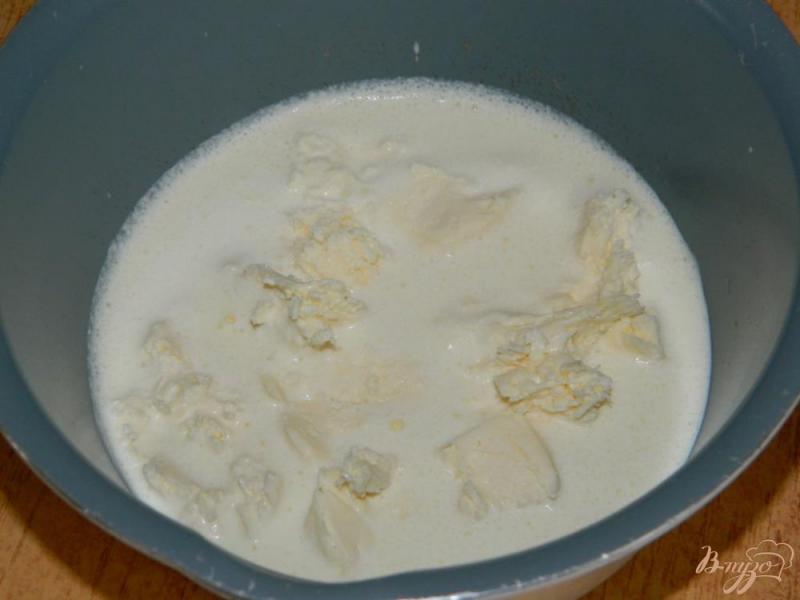 Фото приготовление рецепта: Грибной суп с сыром шаг №3
