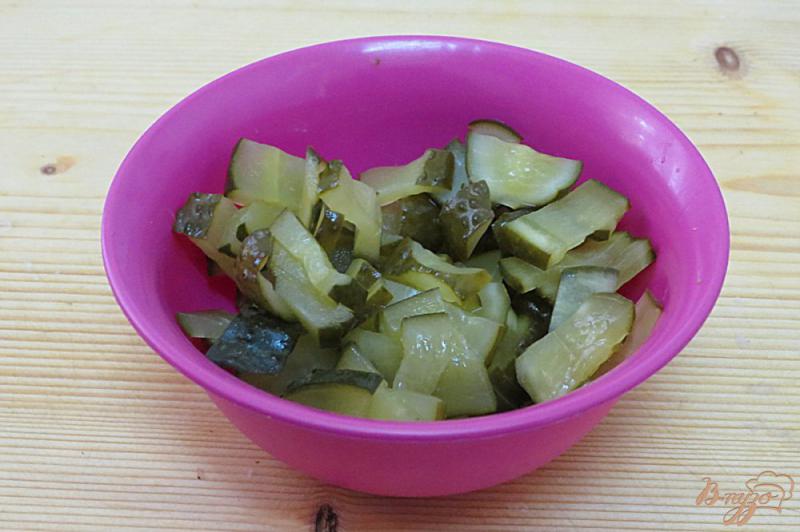 Фото приготовление рецепта: Салат овощной с грибами шаг №6