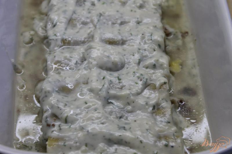 Фото приготовление рецепта: Каннеллони с куриным мясом и грибами под соусом шаг №5