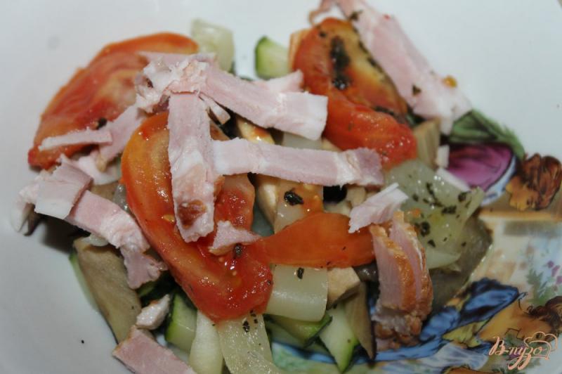 Фото приготовление рецепта: Салат из запеченных овощей и бекона шаг №6