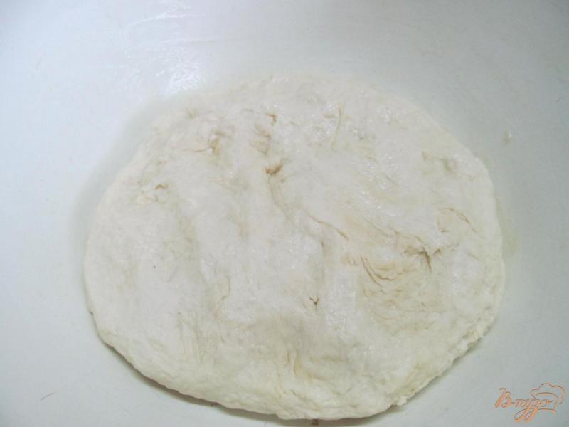 Фото приготовление рецепта: Белый хлеб на йогурте шаг №4