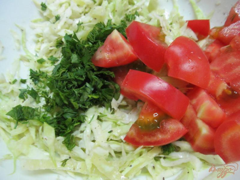 Фото приготовление рецепта: Мексиканский пряный салат с курицей и овощами шаг №5