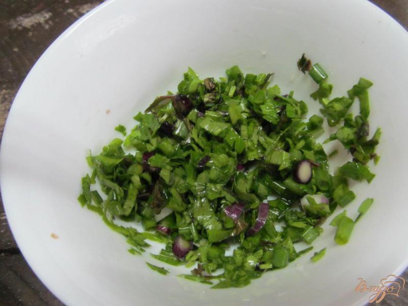 Фото приготовление рецепта: Пшенная каша с беконом и зеленым соусом шаг №5