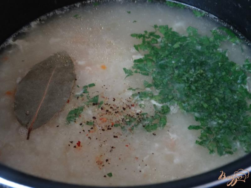 Фото приготовление рецепта: Куриный суп с пшеном в мультиварке шаг №6