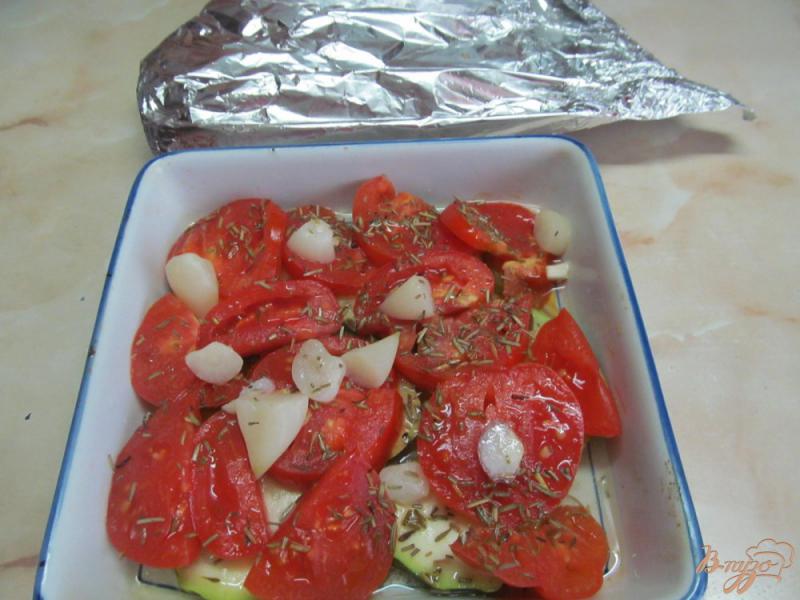 Фото приготовление рецепта: Мясные шарики с полентой и соусом из запеченных овощей шаг №11