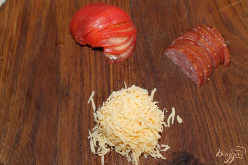 Фото приготовление рецепта: Картофельные лепешки с начинкой шаг №7