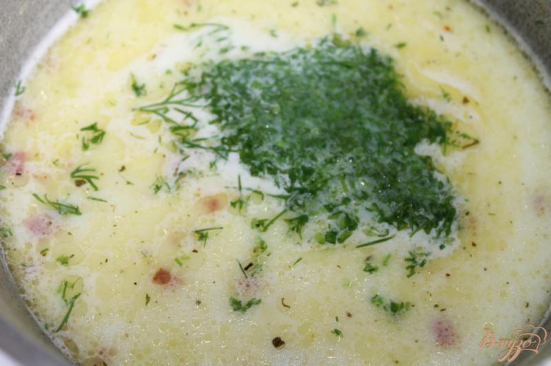 Фото приготовление рецепта: Сливочный суп с кабачком и копченой колбасой шаг №6