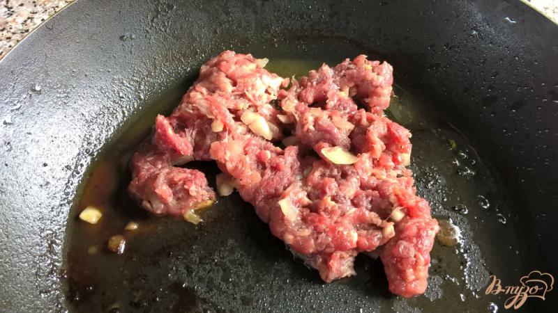 Фото приготовление рецепта: Лингвини с говядиной и брокколи шаг №1