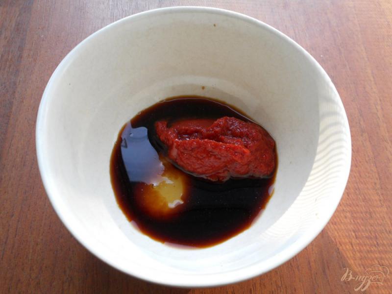 Фото приготовление рецепта: Цыпленок в томатно-соевом соусе в мультиварке шаг №2
