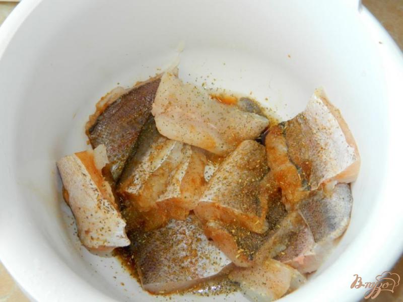 Фото приготовление рецепта: Рыба, запеченная с овощами под сыром шаг №1