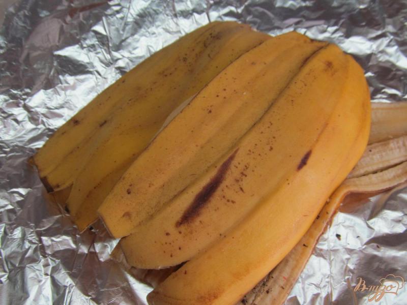 Фото приготовление рецепта: Запеченная свинина в банановой кожуре шаг №2