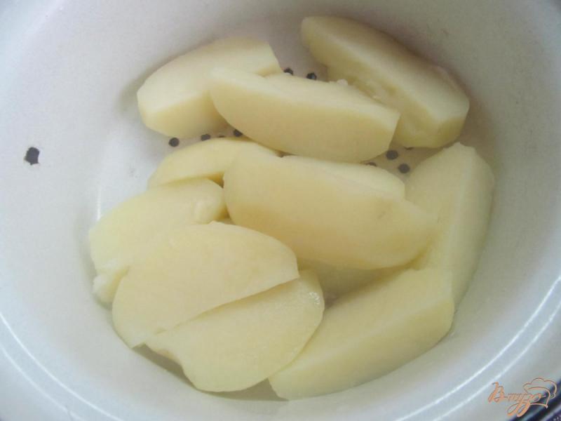 Фото приготовление рецепта: Молодой картофель под мятным соусом шаг №3